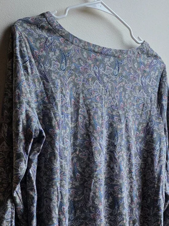 J. Jill Gray/Purple Paisley V-Neck Jersey Size Medium - Picture 10 of 15